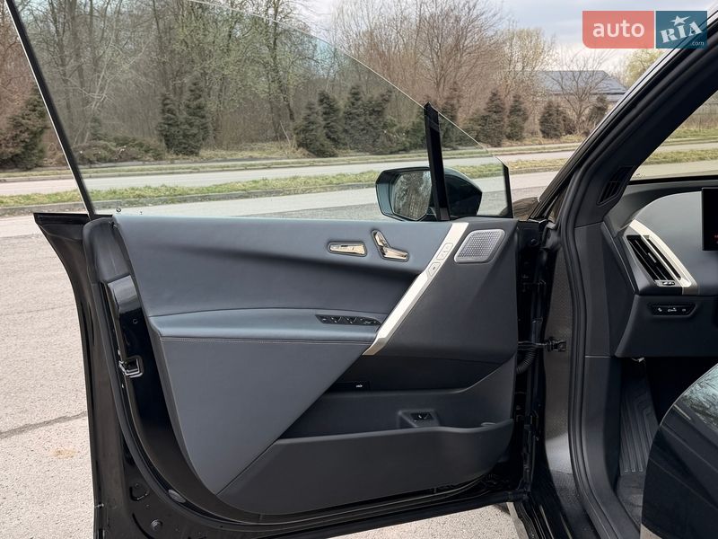 Внедорожник / Кроссовер BMW iX 2022 в Львове