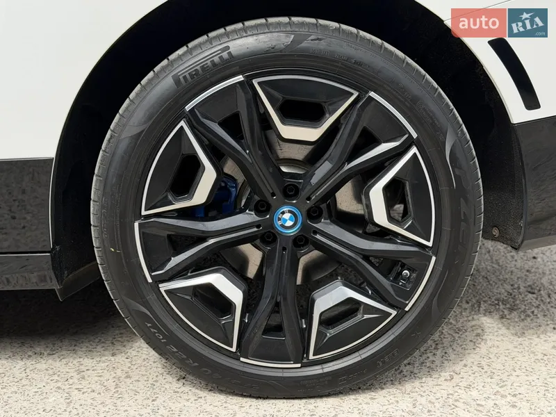BMW iX 2024 VIN WB523CF07SCT32720 фото оголошення 16 з 108