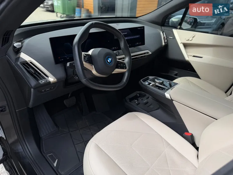 BMW iX 2024 VIN WB523CF07SCT32720 фото оголошення 28 з 108