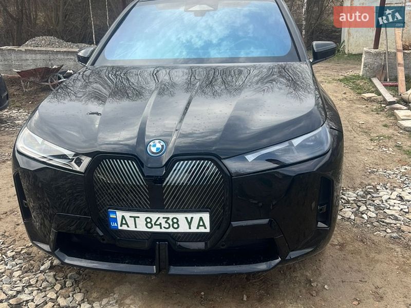 BMW iX 2023