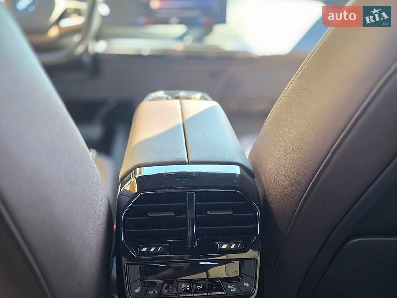 Позашляховик / Кросовер BMW iX 2021 в Ужгороді