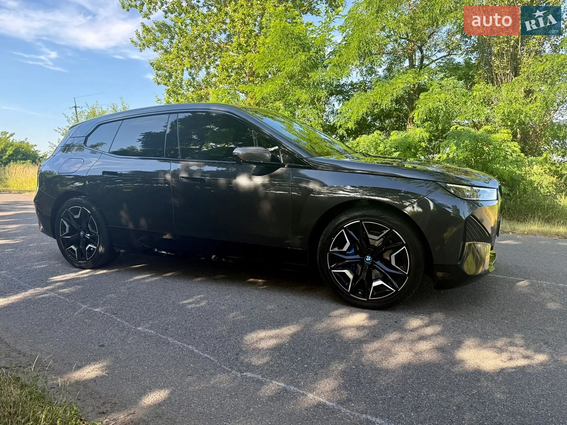 BMW iX 2022 VIN WBY11CF020CM15182 фото оголошення 2 з 22
