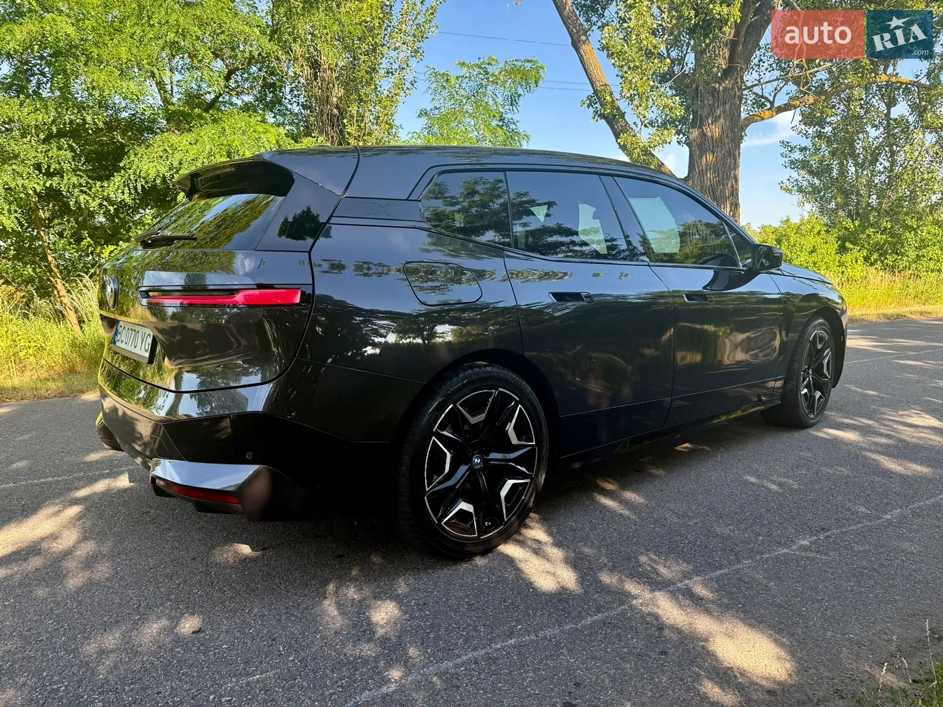 BMW iX 2022 VIN WBY11CF020CM15182 фото оголошення 3 з 22