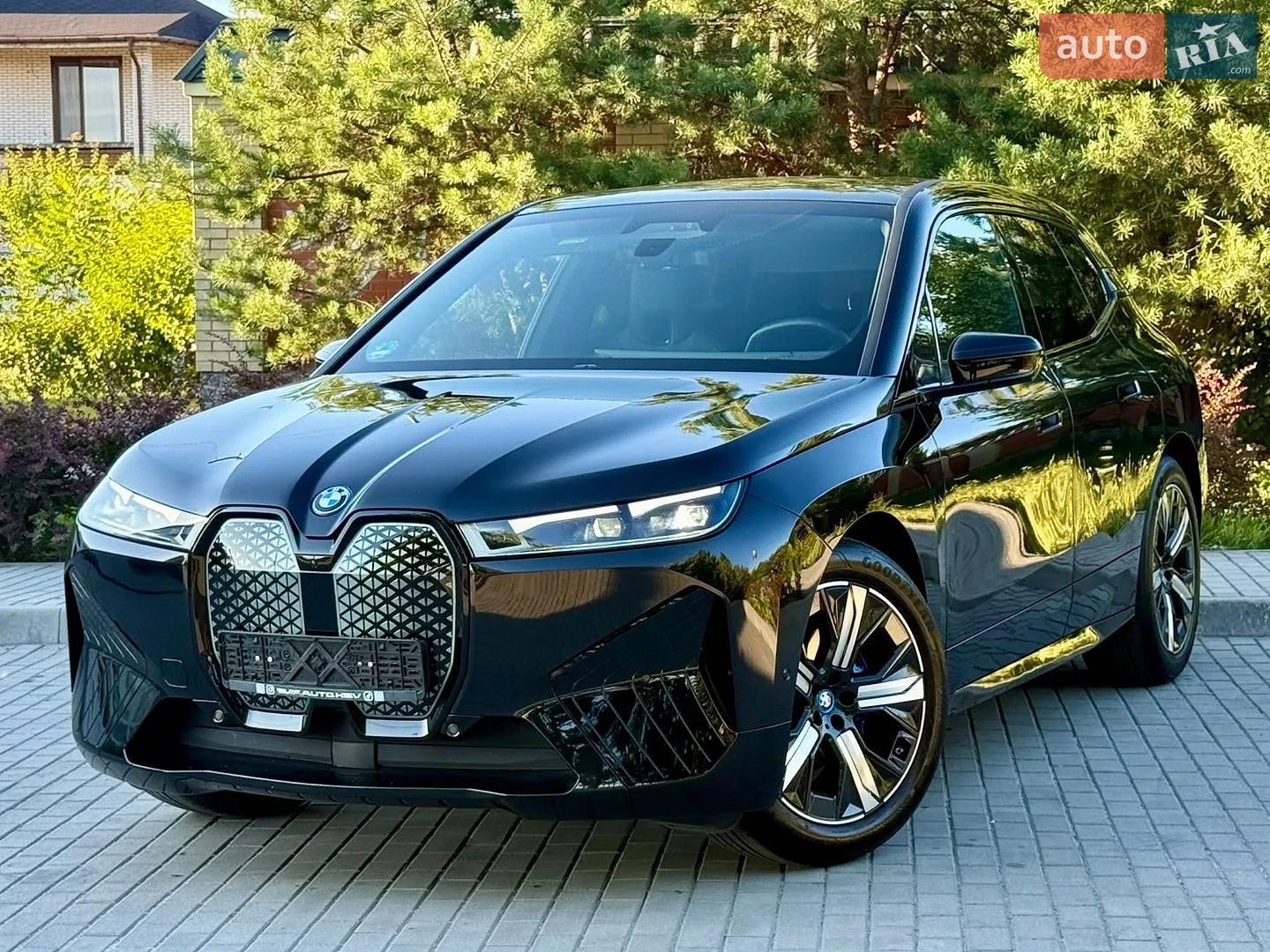 BMW iX 2022 VIN WBY11CF020CM15182 фото оголошення 3 з 19