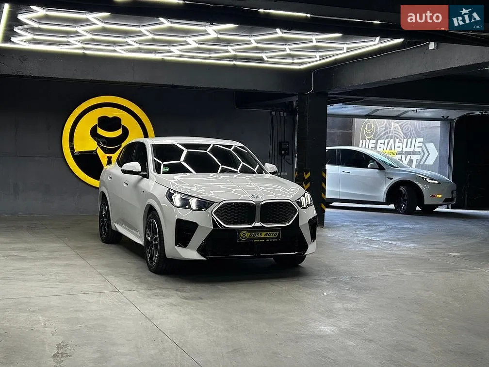 2024 BMW iX2 - мініатюра 3