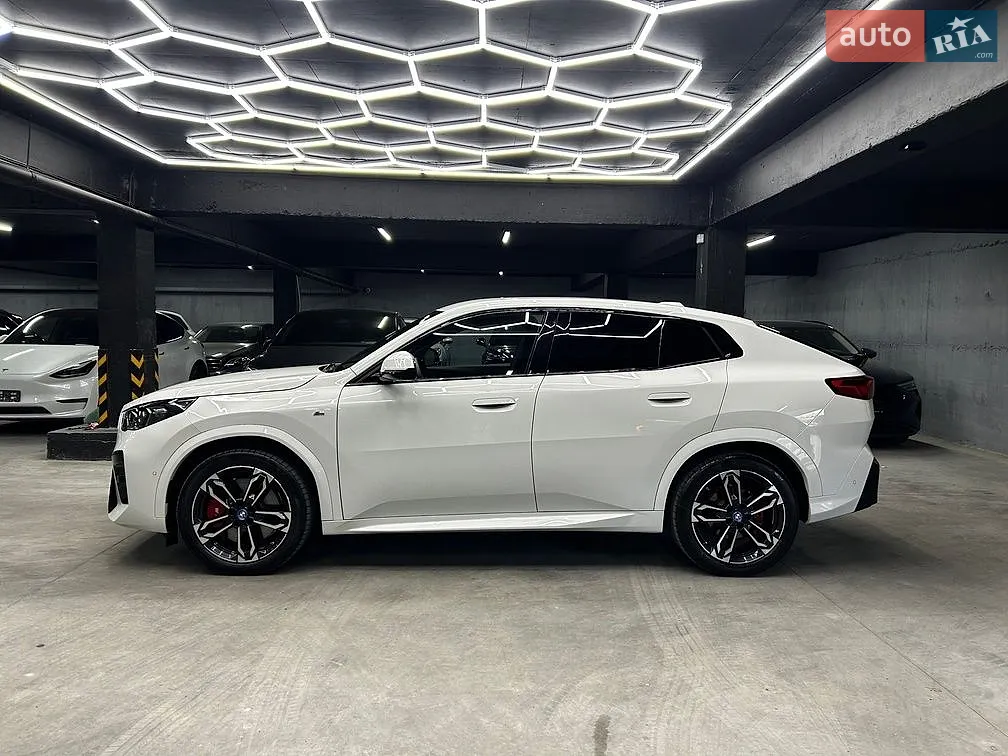 2024 BMW iX2 - мініатюра 6