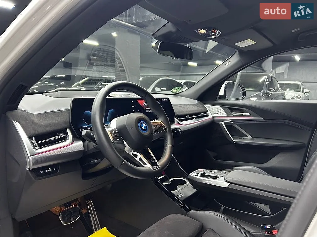 2024 BMW iX2 - мініатюра 15