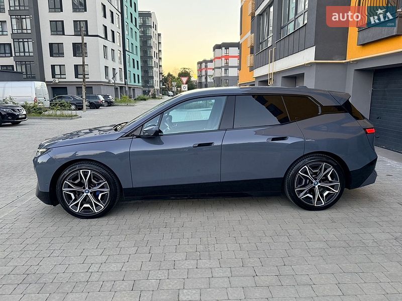 Позашляховик / Кросовер BMW iX 2022 в Івано-Франківську