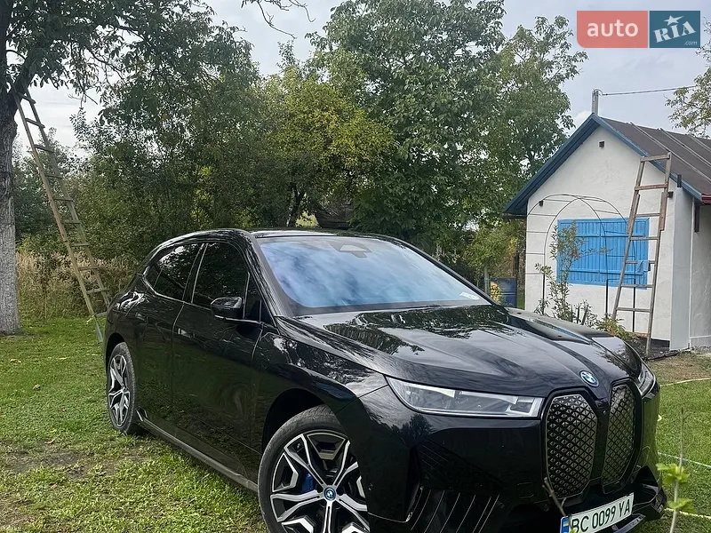 BMW iX 2023