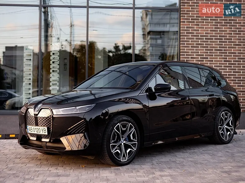 BMW iX
