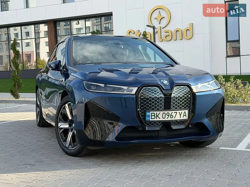 BMW iX 2021