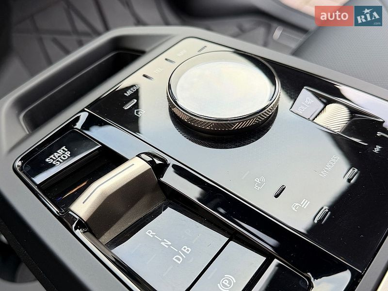 Внедорожник / Кроссовер BMW iX 2023 в Нововолынске