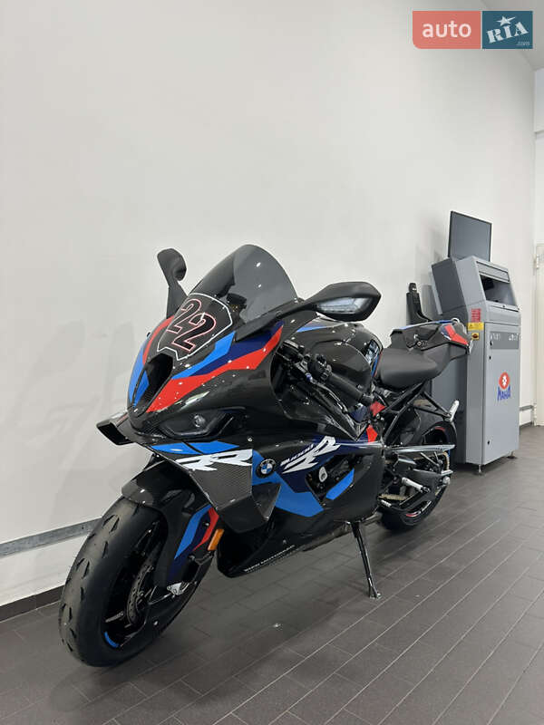 Спортбайк BMW M 1000RR 2024 в Киеве фото 11 Спортбайк BMW M 1000RR 2024 в Киеве