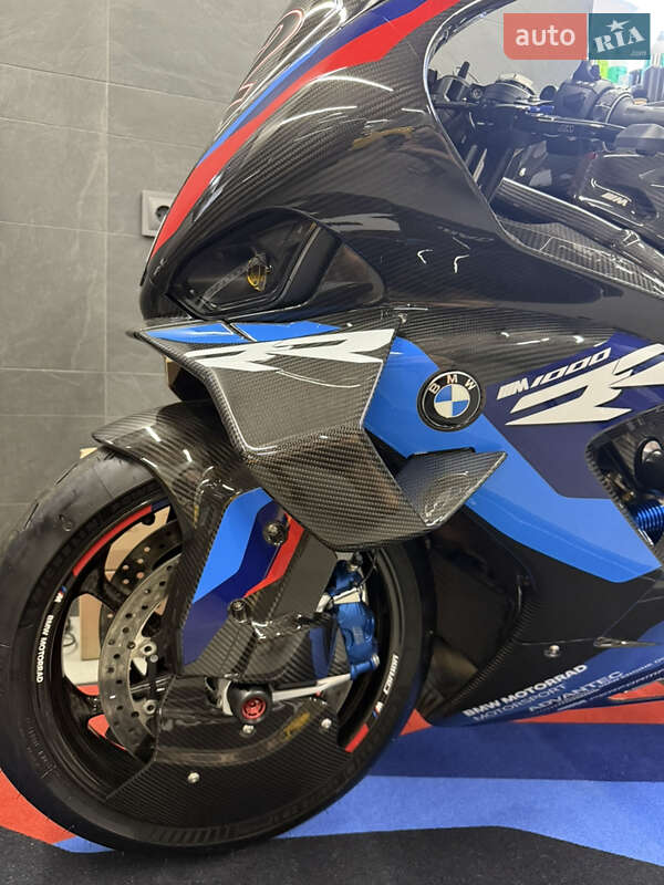 Спортбайк BMW M 1000RR 2024 в Киеве фото 30 Спортбайк BMW M 1000RR 2024 в Киеве