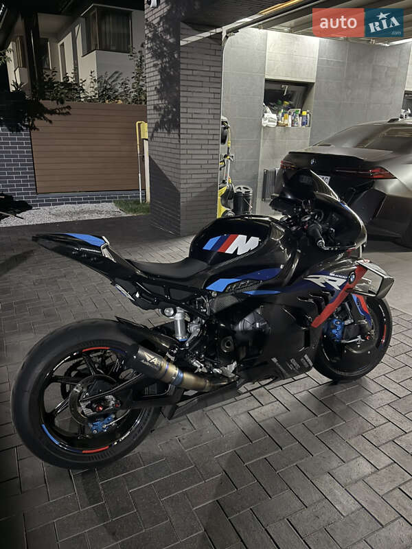 Спортбайк BMW M 1000RR 2024 в Киеве фото 33 Спортбайк BMW M 1000RR 2024 в Киеве