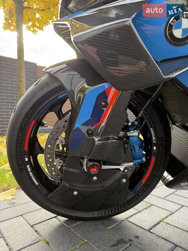Спортбайк BMW M 1000RR 2024 в Киеве фото 40 Спортбайк BMW M 1000RR 2024 в Киеве