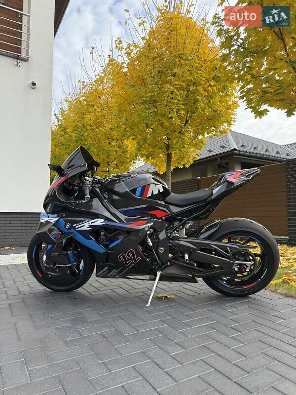 Спортбайк BMW M 1000RR 2024 в Киеве фото 45 Спортбайк BMW M 1000RR 2024 в Киеве