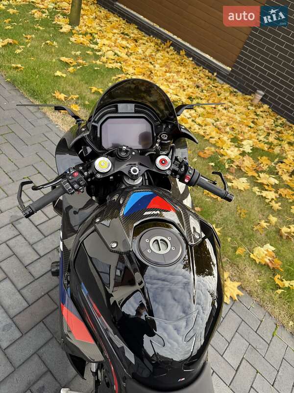 Спортбайк BMW M 1000RR 2024 в Киеве фото 50 Спортбайк BMW M 1000RR 2024 в Киеве