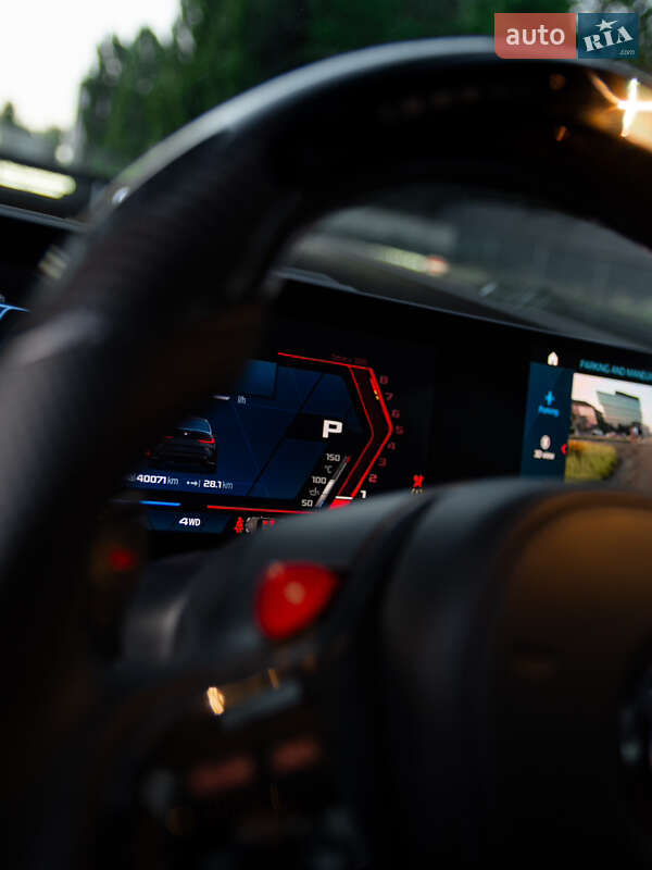 Седан BMW M3 2023 в Киеве
