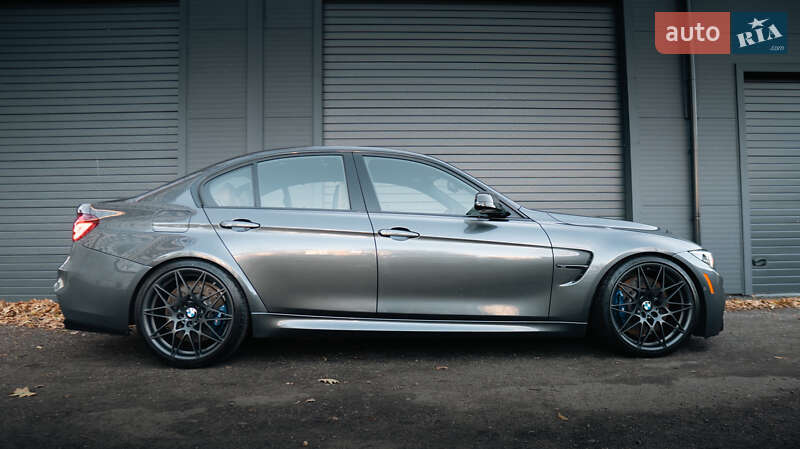 Седан BMW M3 2015 в Киеве