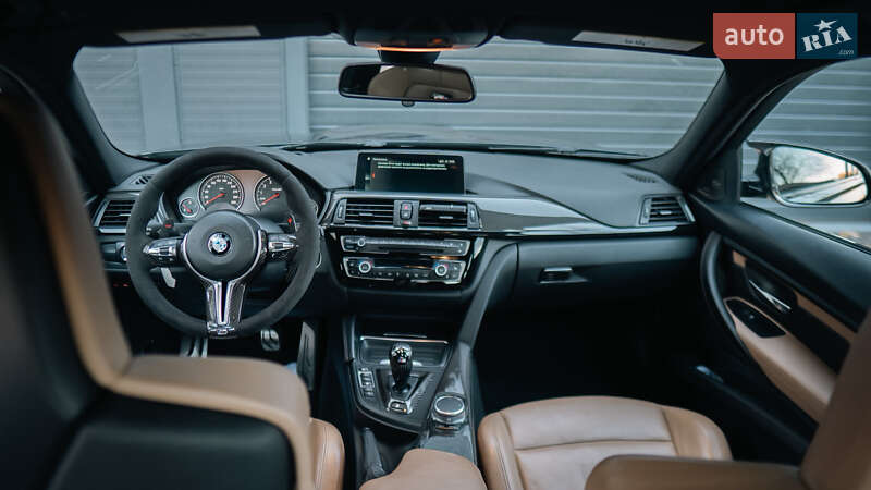 Седан BMW M3 2015 в Киеве