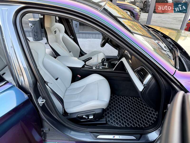 Седан BMW M3 2018 в Киеве