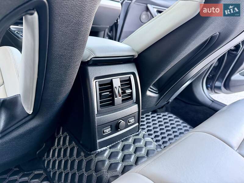 Седан BMW M3 2018 в Киеве