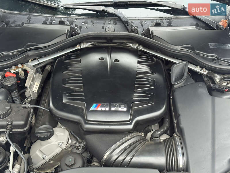 Кабриолет BMW M3 2010 в Киеве