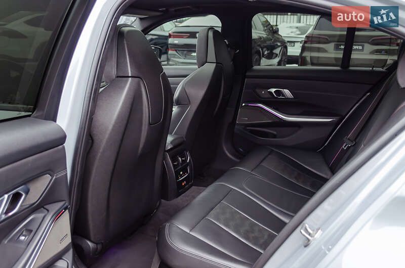 Седан BMW M3 2021 в Киеве