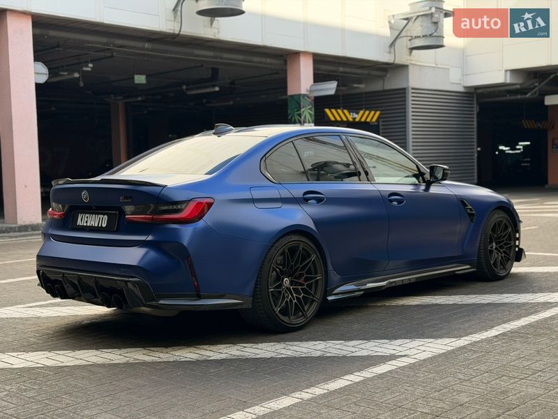 Седан BMW M3 2022 в Киеве