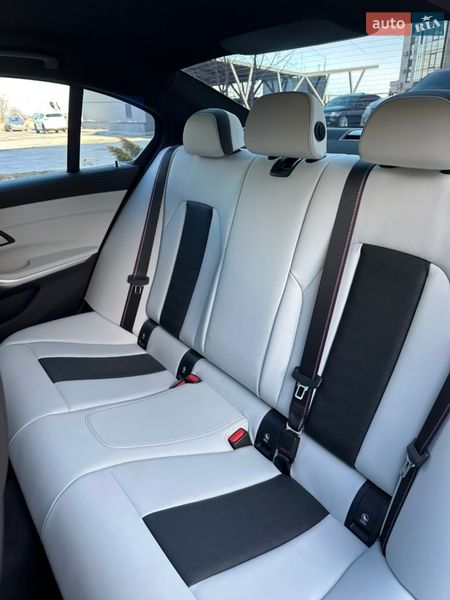 Седан BMW M3 2025 в Черкассах