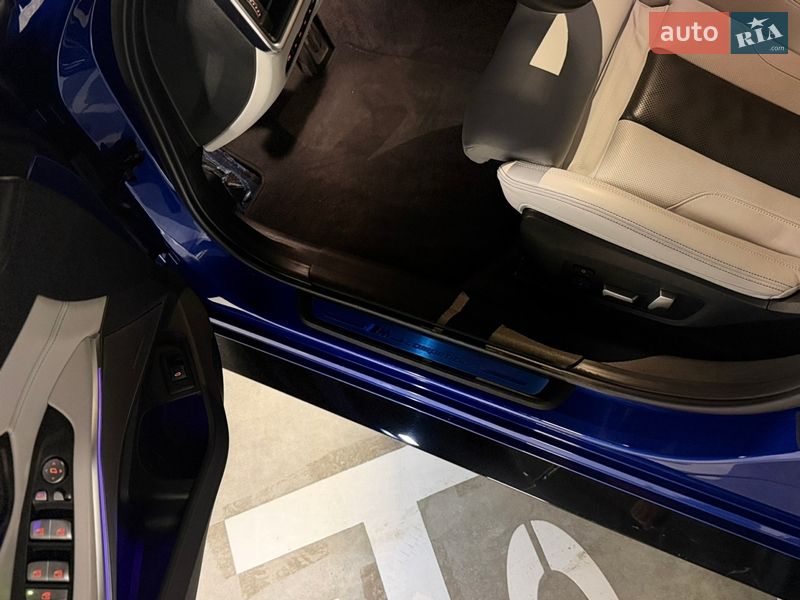 Седан BMW M3 2022 в Києві