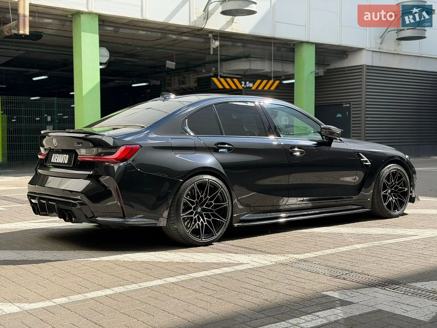 2022 BMW M3 - мініатюра 8