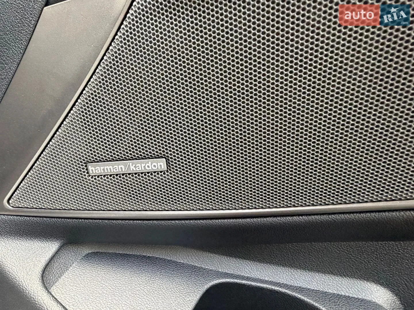 2022 BMW M3 - мініатюра 19