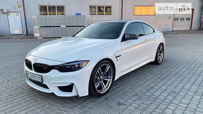Купе BMW M4 2014 в Львове