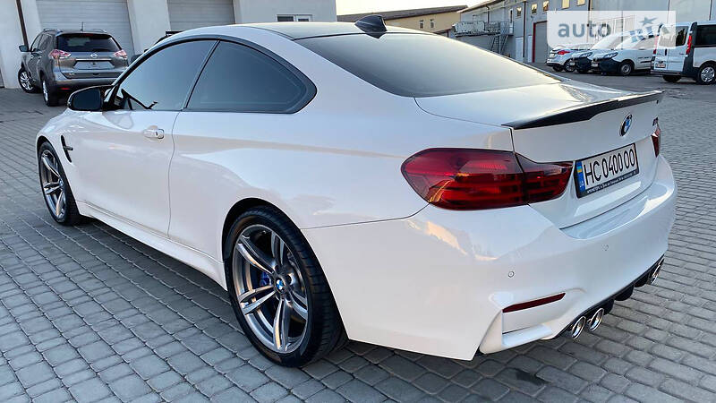 Купе BMW M4 2014 в Львове