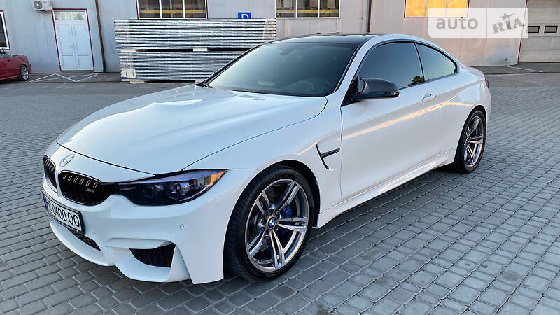 Купе BMW M4 2014 в Львове