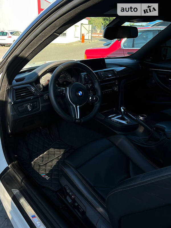 Купе BMW M4 2014 в Львове
