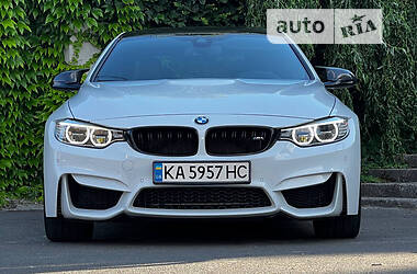 Купе BMW M4 2015 в Києві