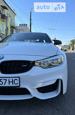 Купе BMW M4 2015 в Києві