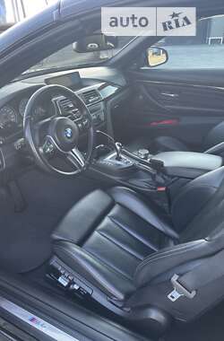 Кабріолет BMW M4 2017 в 