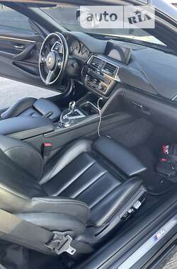 Кабріолет BMW M4 2017 в 