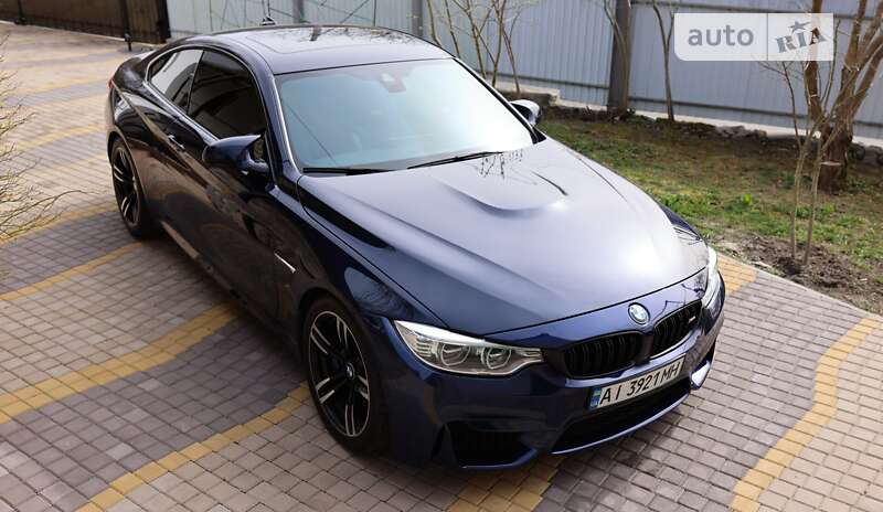 Купе BMW M4 2016 в Обухові
