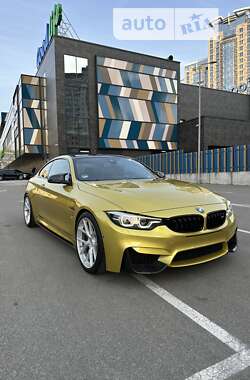 Купе BMW M4 2015 в Киеве