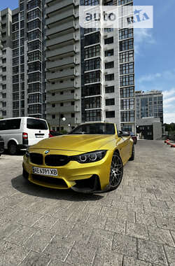 Кабриолет BMW M4 2014 в Киеве