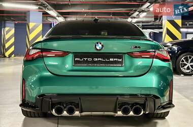 Купе BMW M4 2022 в 