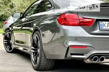 BMW M4 2016