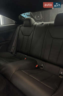 Купе BMW M4 2021 в 
