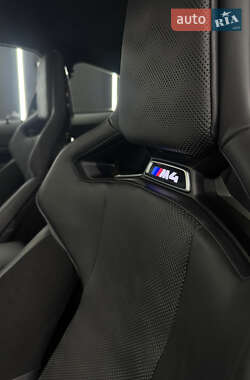 Купе BMW M4 2021 в 