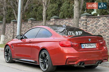 Купе BMW M4 2015 в Киеве